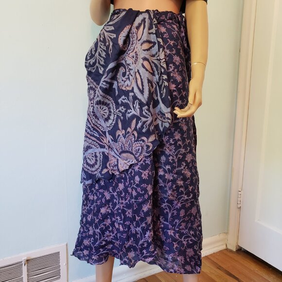 NWOT Wrap Skirt, Reversible. can wear it in so many ways. - Picture 7 of 15